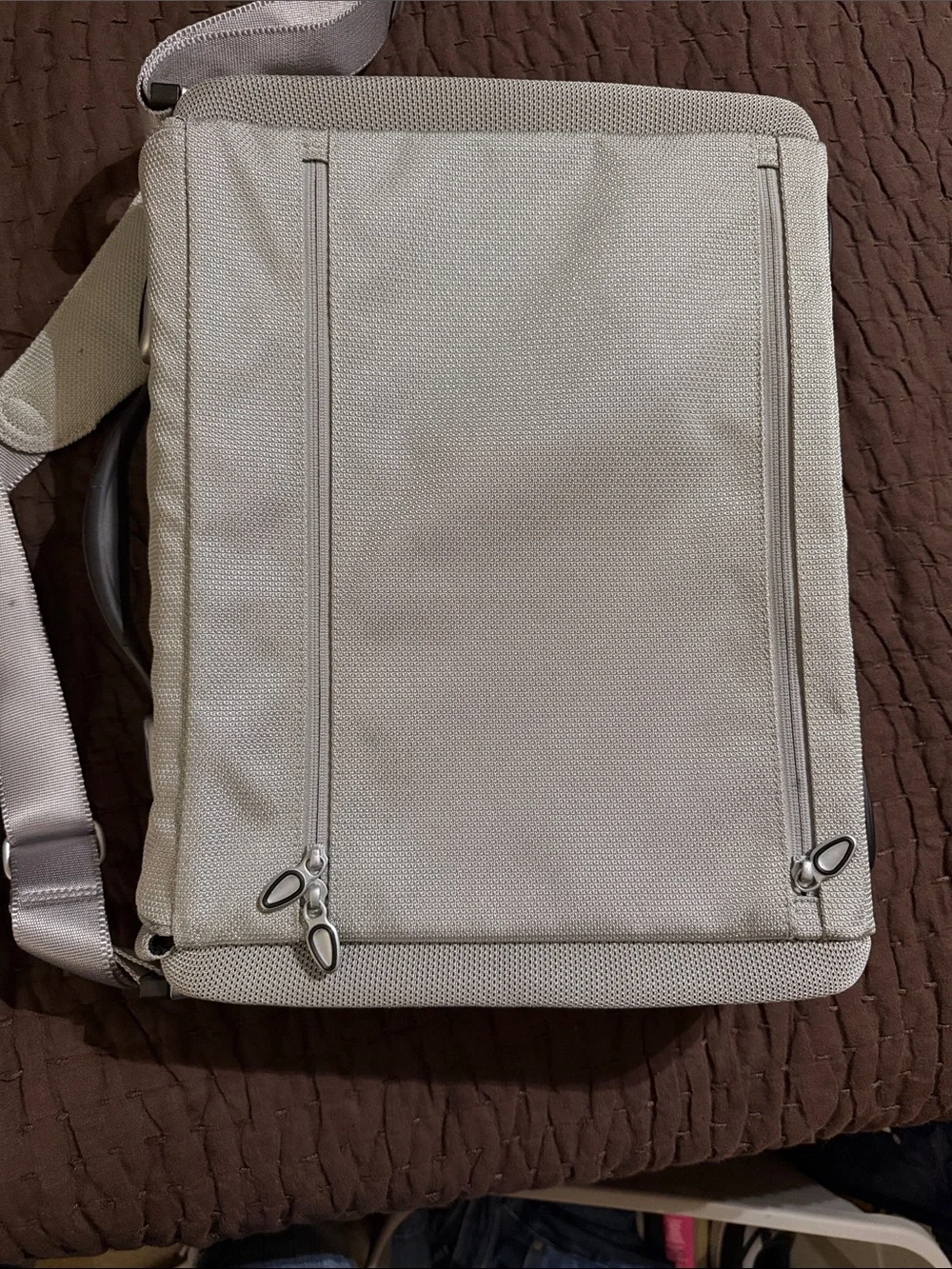 Tumi men laptop